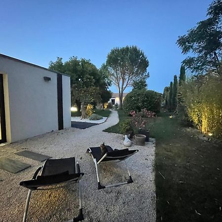 Le Cherche Midi, Entre Nimes, Le Pont Du Gard, Uzes, Arles Marguerittes Exterior foto